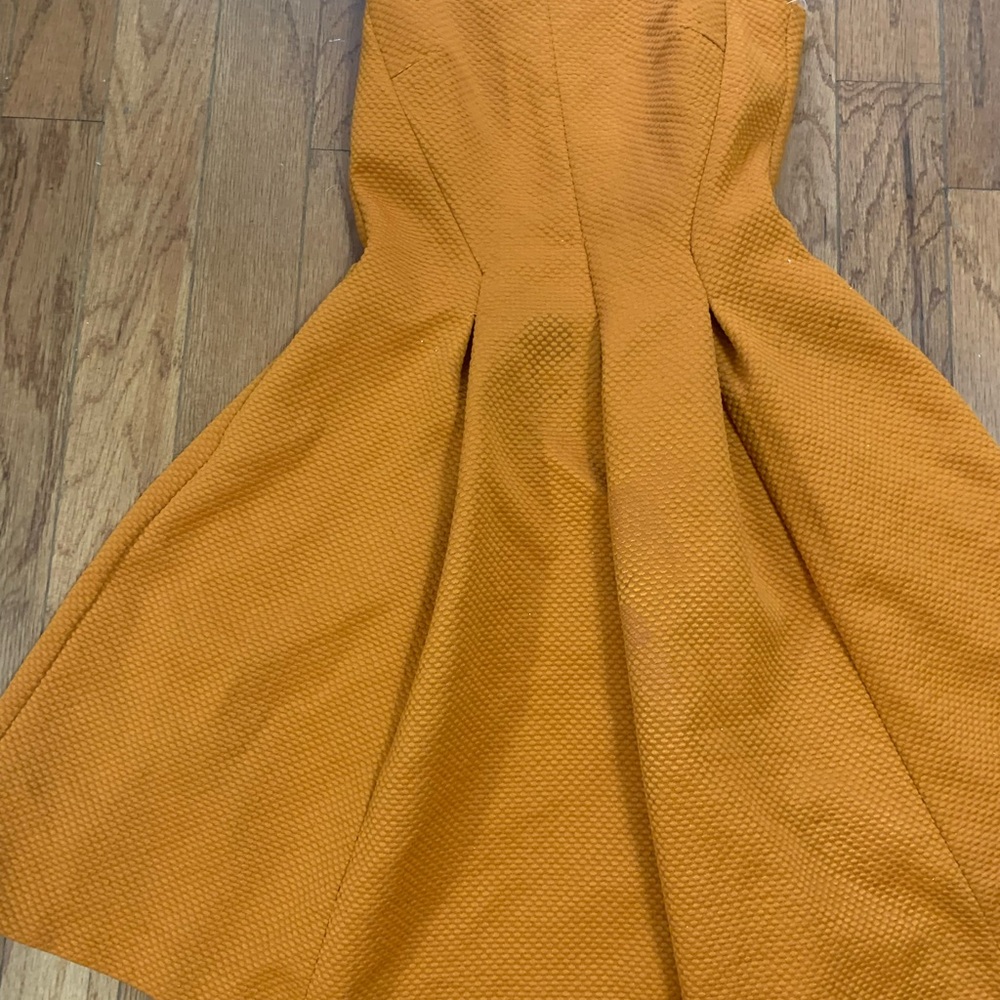 Dress - Picture 3 of 5